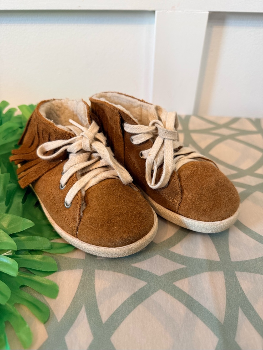 💫10/$25 • Zara Kids Brown Suede Fringe Boots